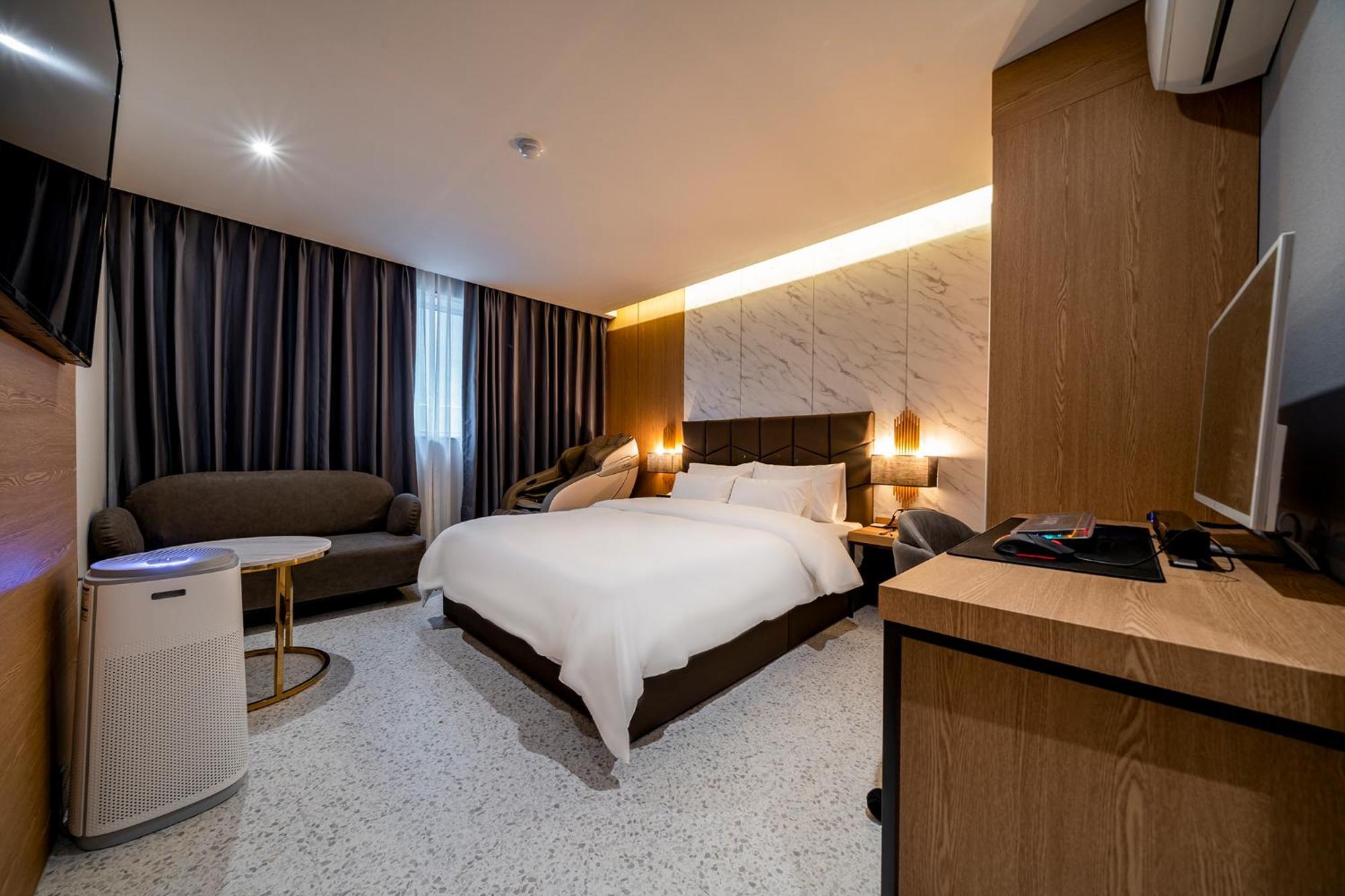 Urban Brown Hotel Chungju City Hall Exterior foto